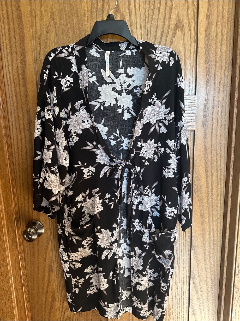 Spiritual Gangster Robe women’s one SZ Maya Kimono Floral Tie Front